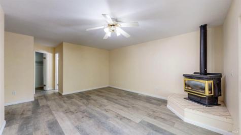 527-529 Middle Rincon Road Santa Rosa CA 95409