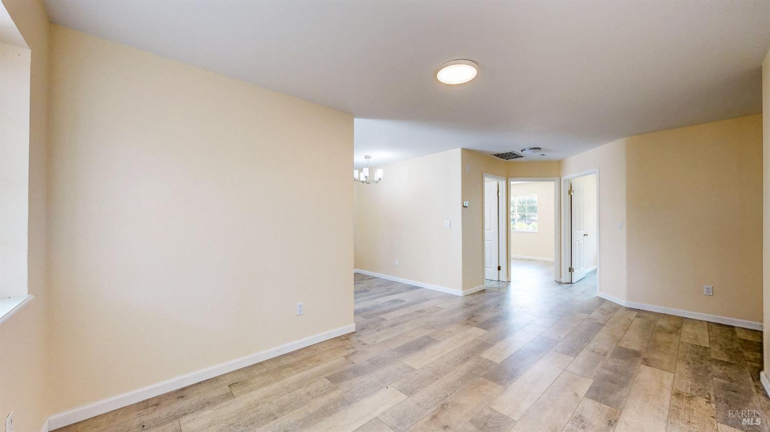 527-529 Middle Rincon Road Santa Rosa CA 95409