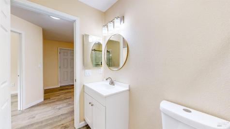 527-529 Middle Rincon Road Santa Rosa CA 95409
