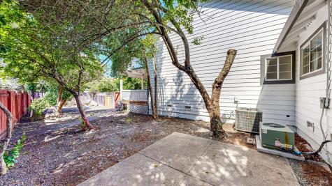 527-529 Middle Rincon Road Santa Rosa CA 95409
