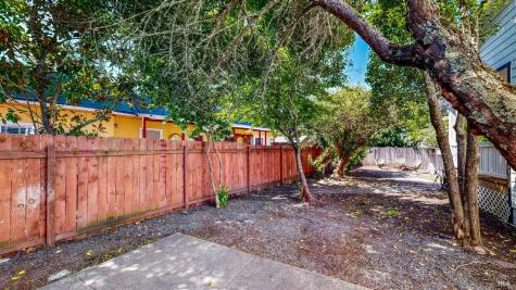 527-529 Middle Rincon Road Santa Rosa CA 95409