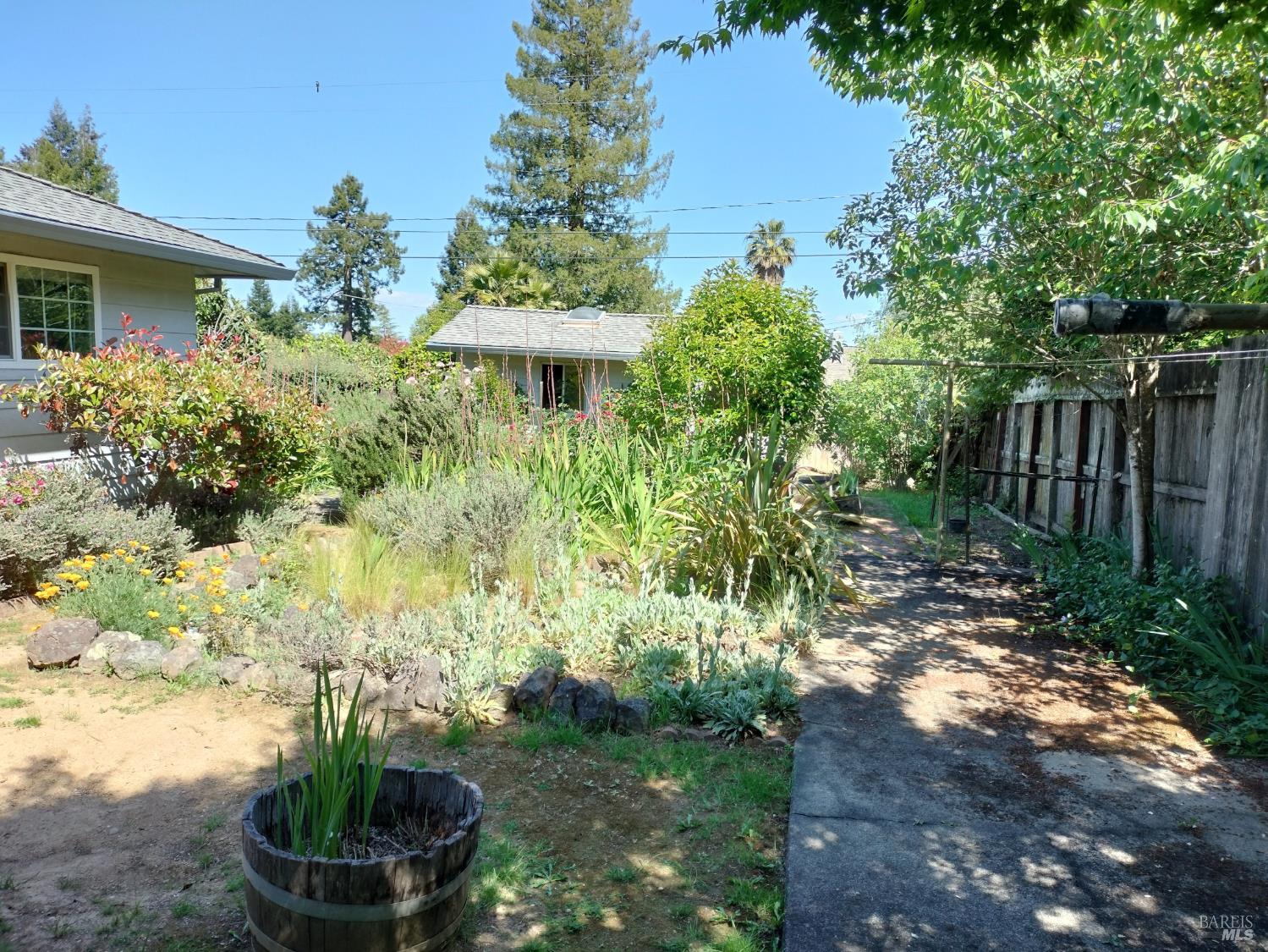 7149 Lynch Road Sebastopol CA 95472