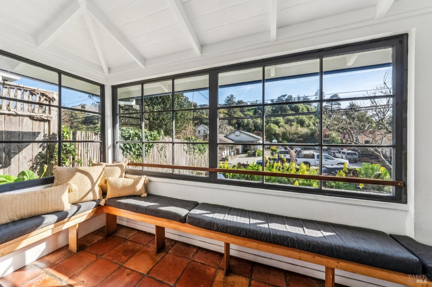11 Wharf Road Bolinas CA 94924