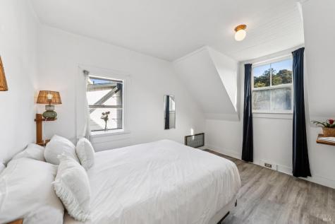 11 Wharf Road Bolinas CA 94924