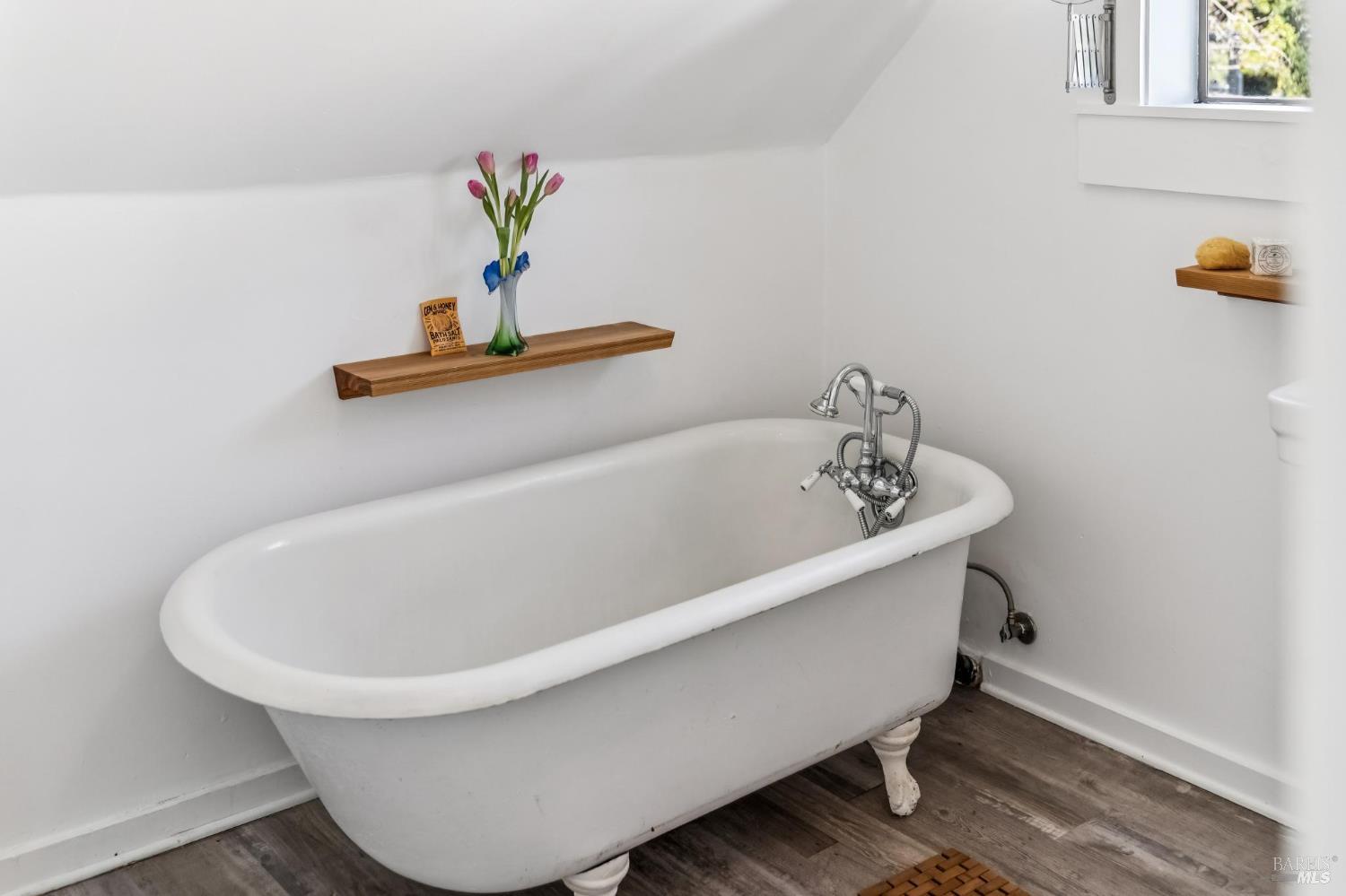 11 Wharf Road Bolinas CA 94924