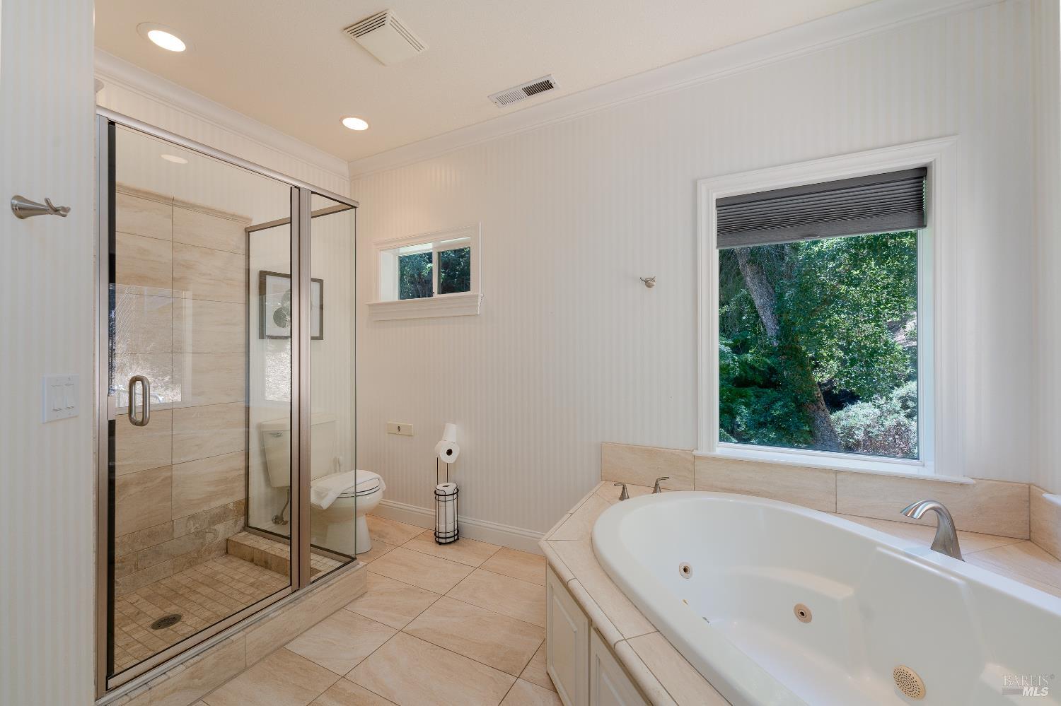 1247 Myszka Place Ukiah CA 95482