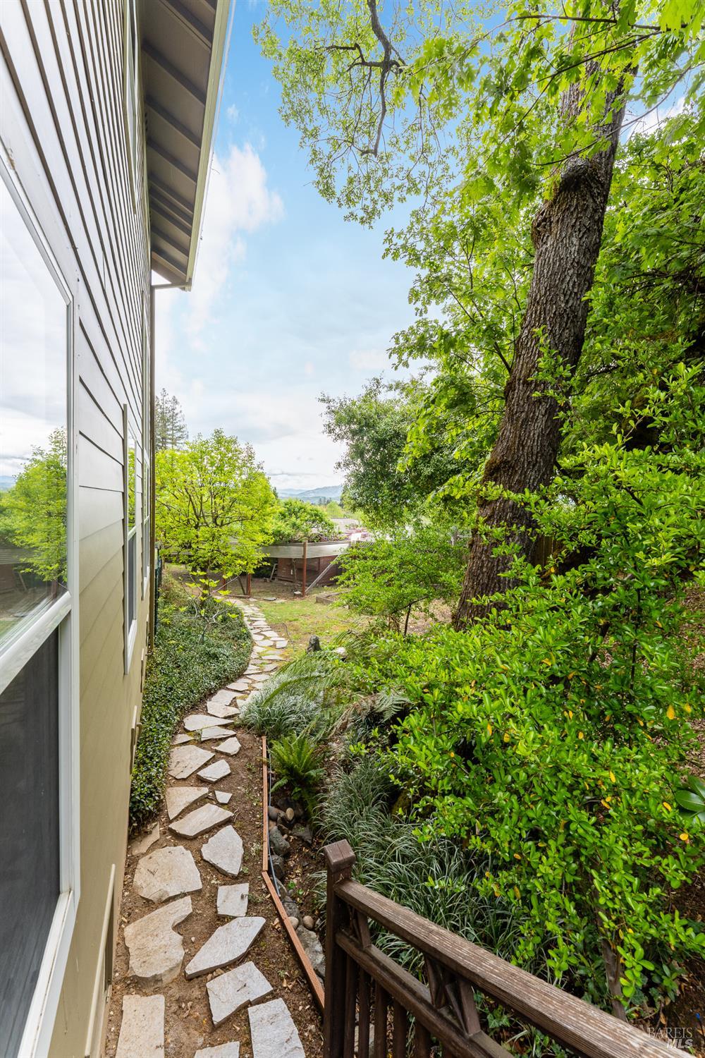 1247 Myszka Place Ukiah CA 95482