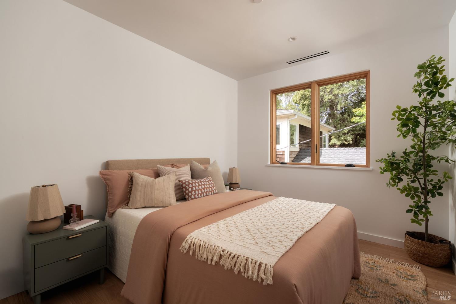 34 Hill Avenue Fairfax CA 94930