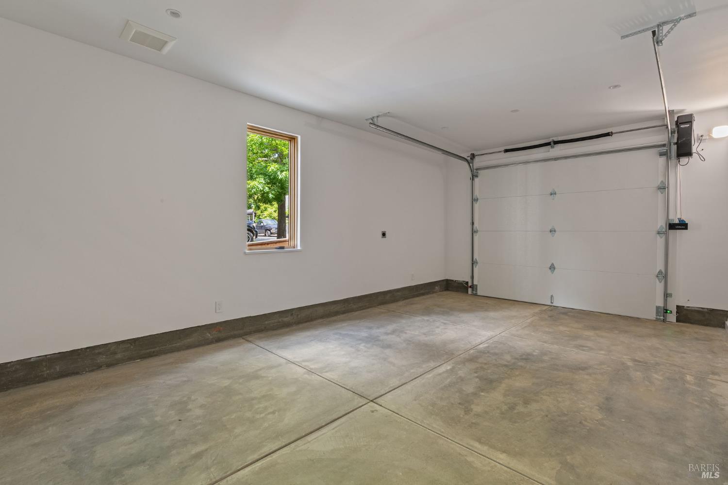34 Hill Avenue Fairfax CA 94930
