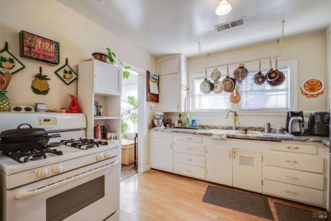 3160 Sunridge Drive Santa Rosa CA 95409