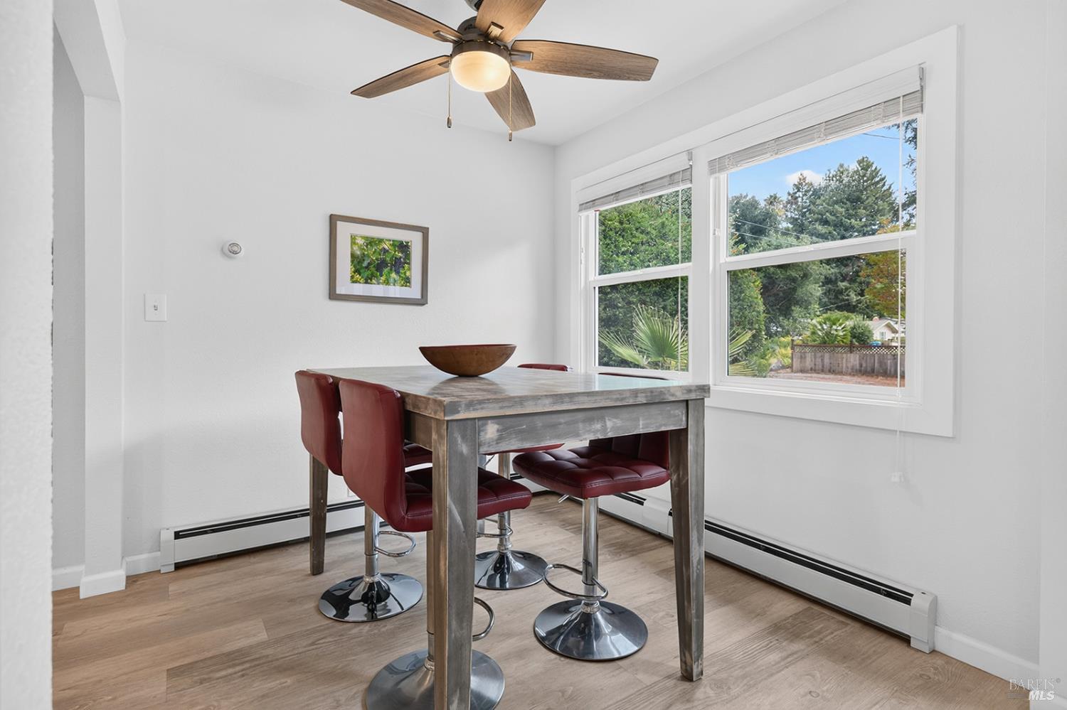 7853 Apple Blossom Lane Sebastopol CA 95472
