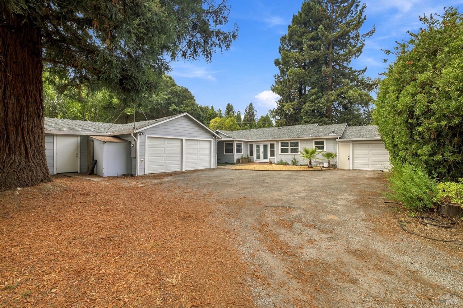 7853 Apple Blossom Lane Sebastopol CA 95472