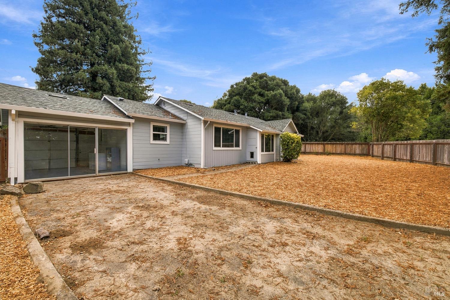7853 Apple Blossom Lane Sebastopol CA 95472