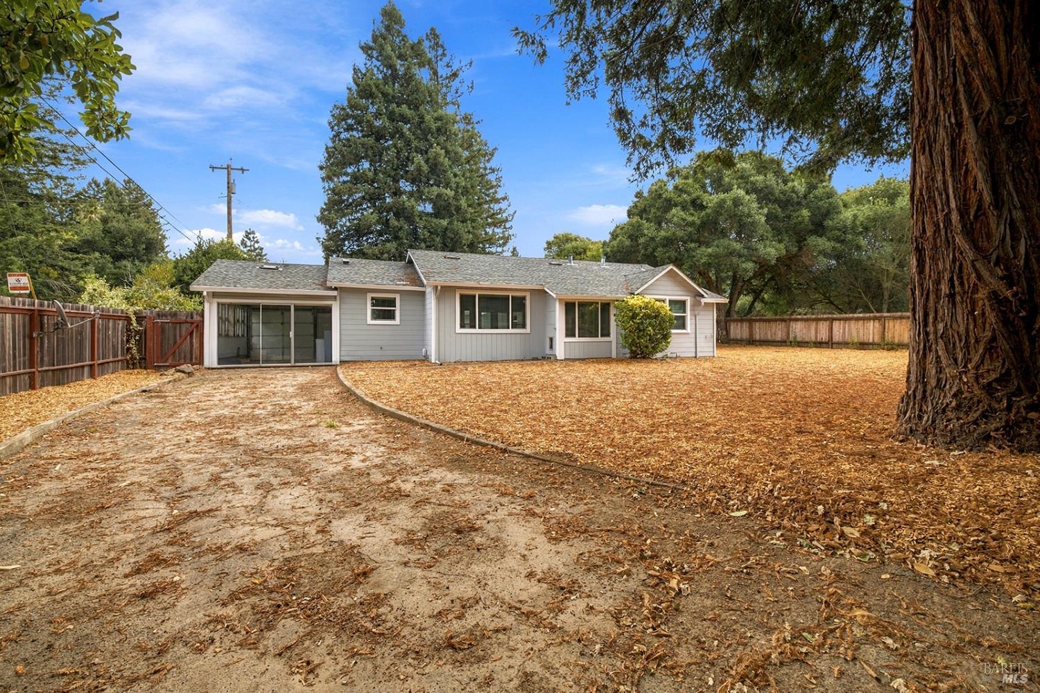 7853 Apple Blossom Lane Sebastopol CA 95472
