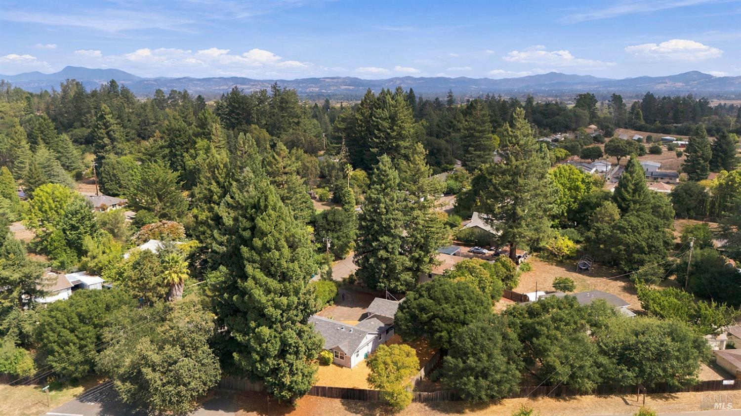 7853 Apple Blossom Lane Sebastopol CA 95472