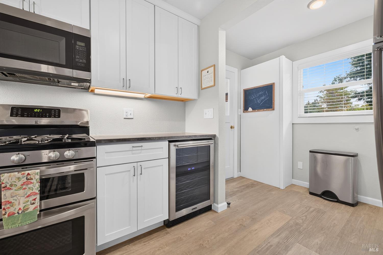 7853 Apple Blossom Lane Sebastopol CA 95472
