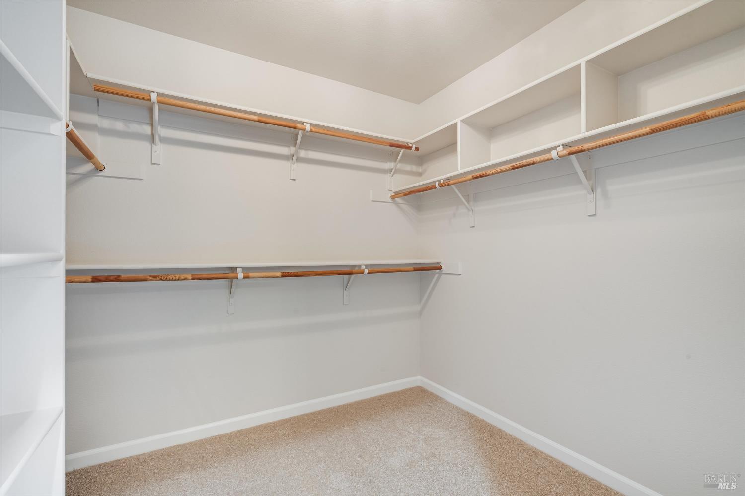 2462 Gilham Way Santa Rosa CA 95404