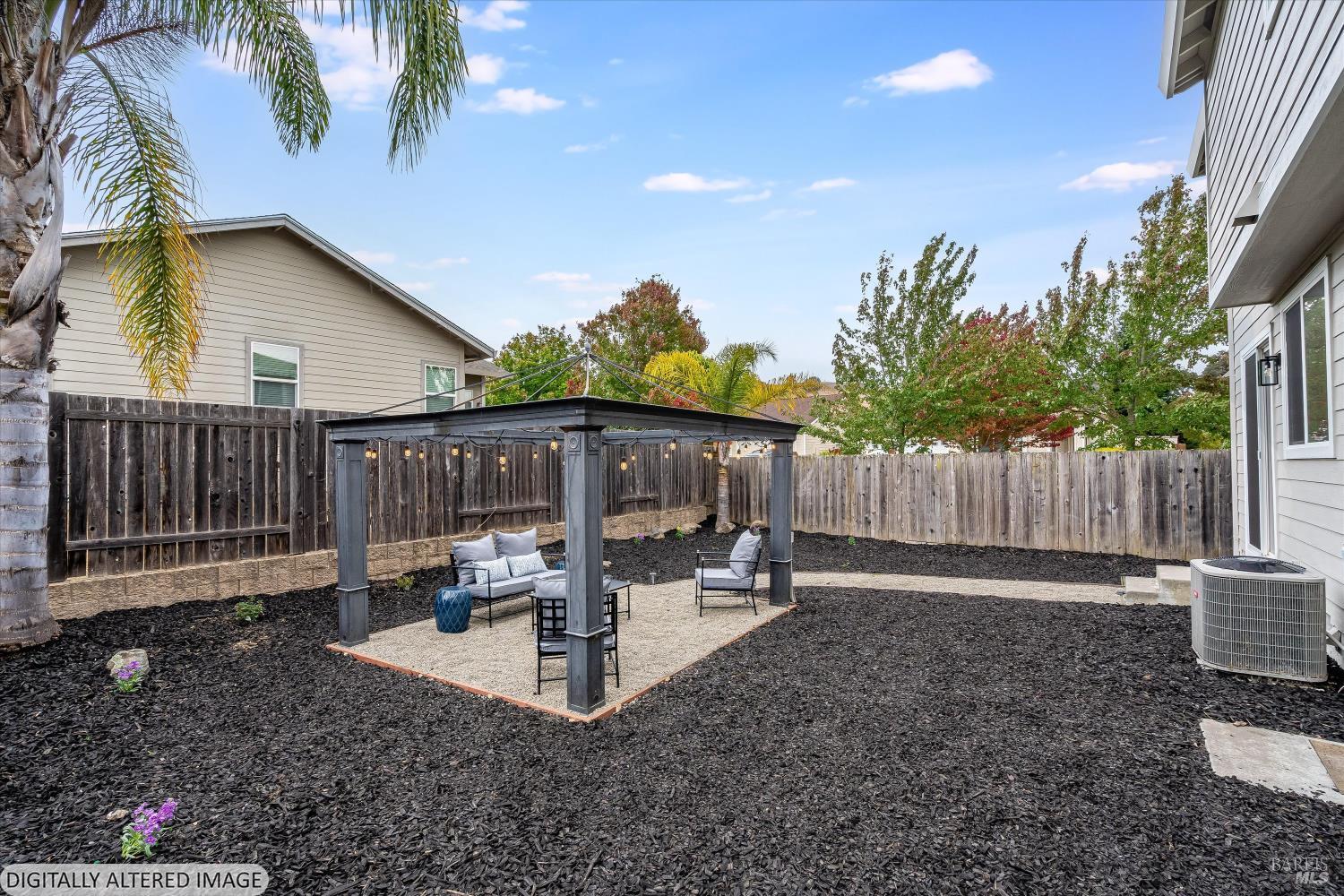 2462 Gilham Way Santa Rosa CA 95404