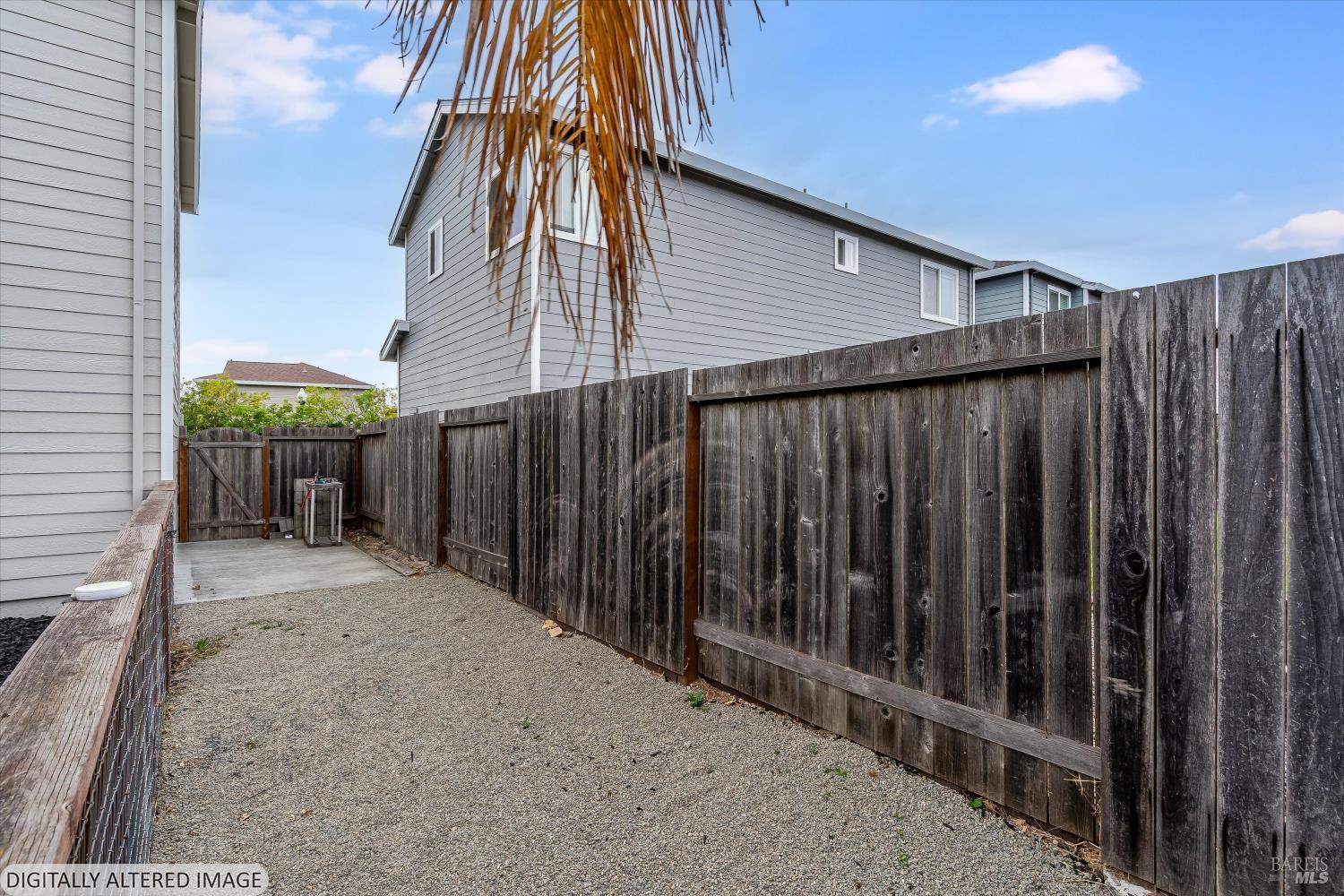 2462 Gilham Way Santa Rosa CA 95404