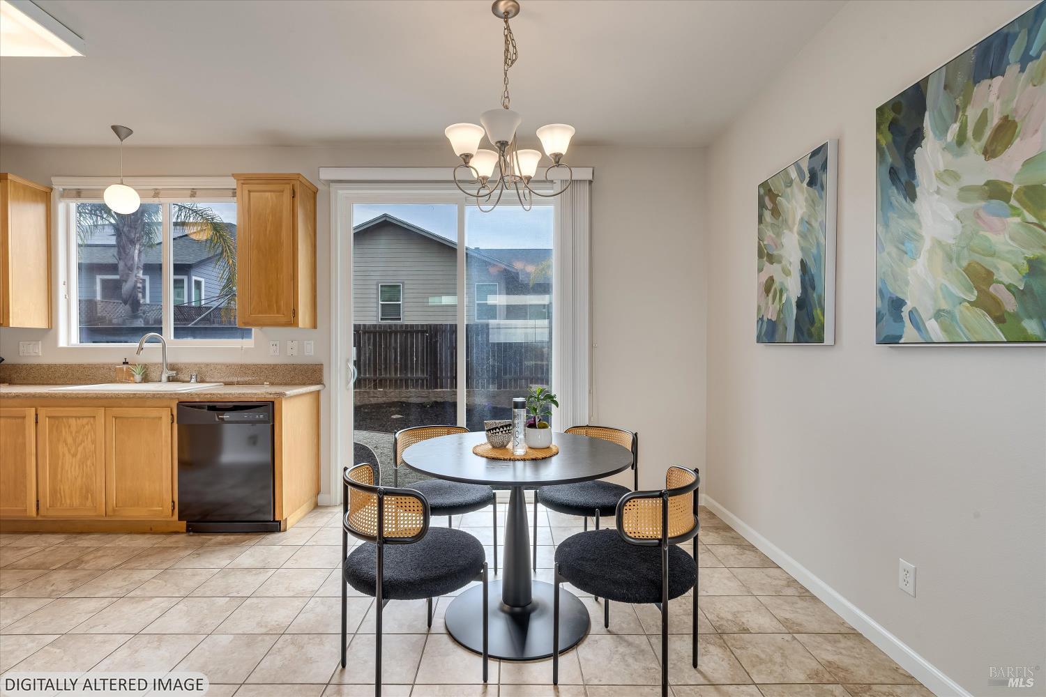 2462 Gilham Way Santa Rosa CA 95404