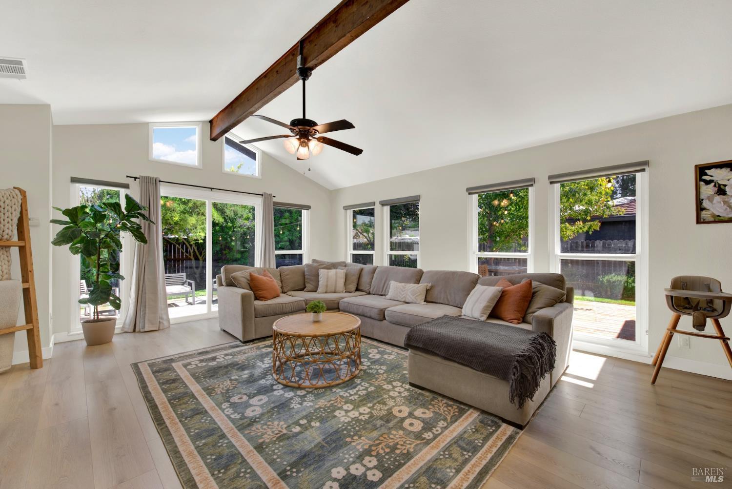 850 Sunset Drive Dixon CA 95620