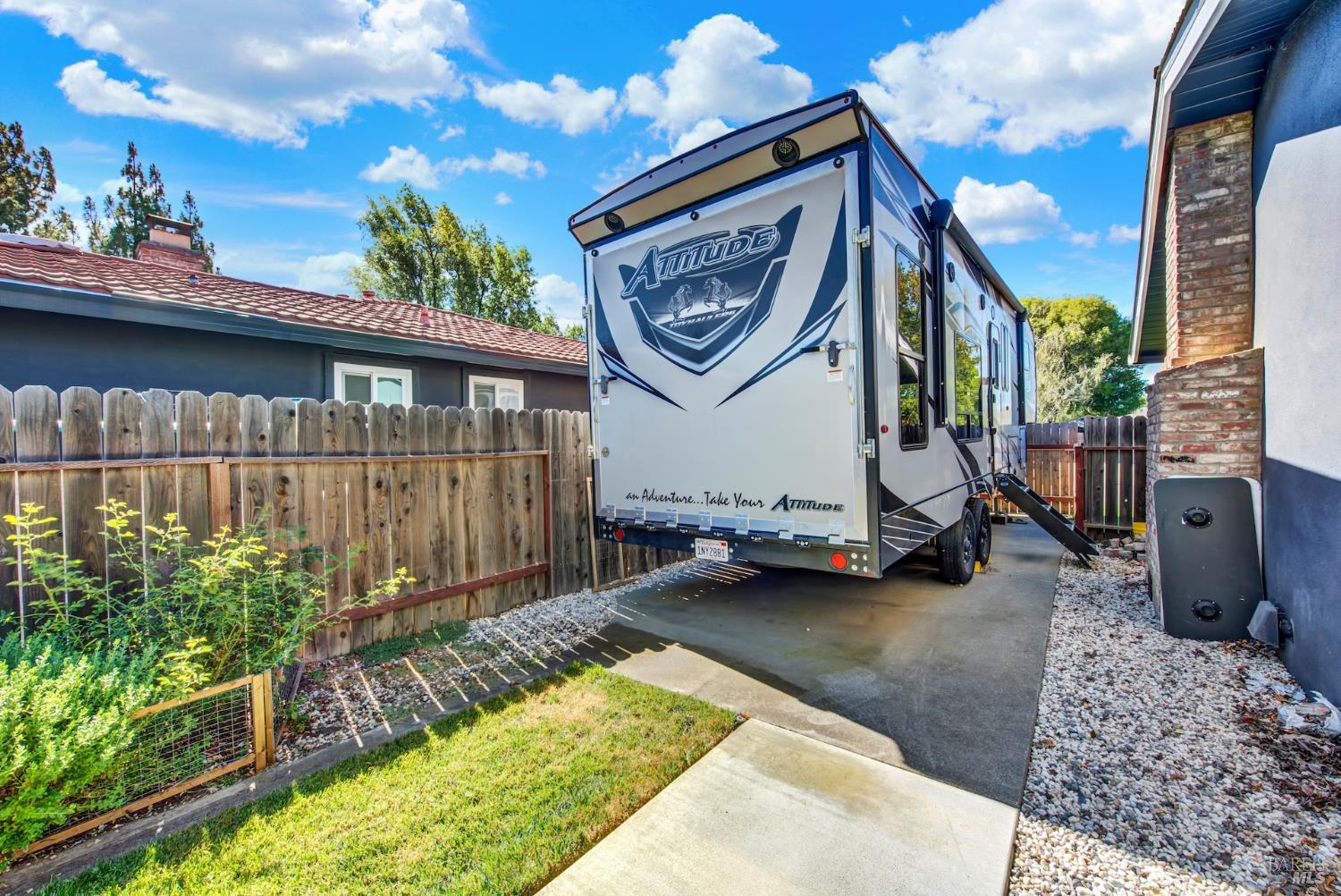 850 Sunset Drive Dixon CA 95620