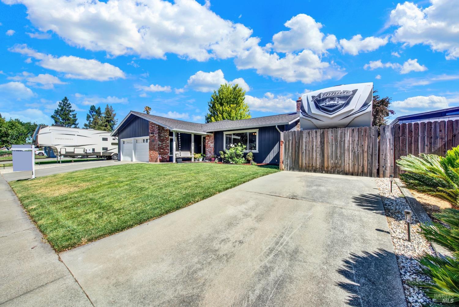 850 Sunset Drive Dixon CA 95620