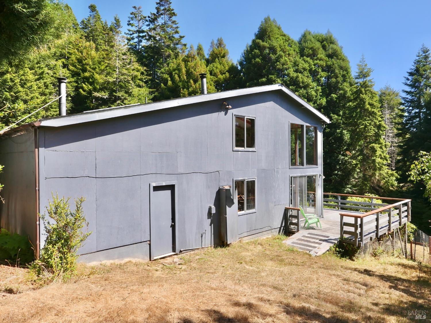 26361 Blueberry Hill Road Fort Bragg CA 95437