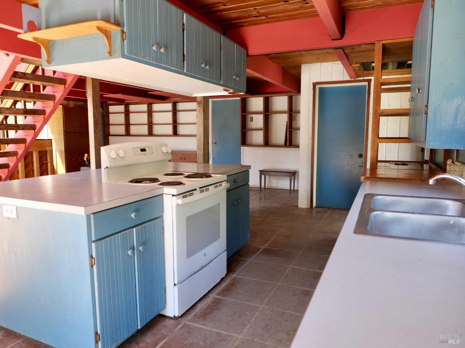 26361 Blueberry Hill Road Fort Bragg CA 95437