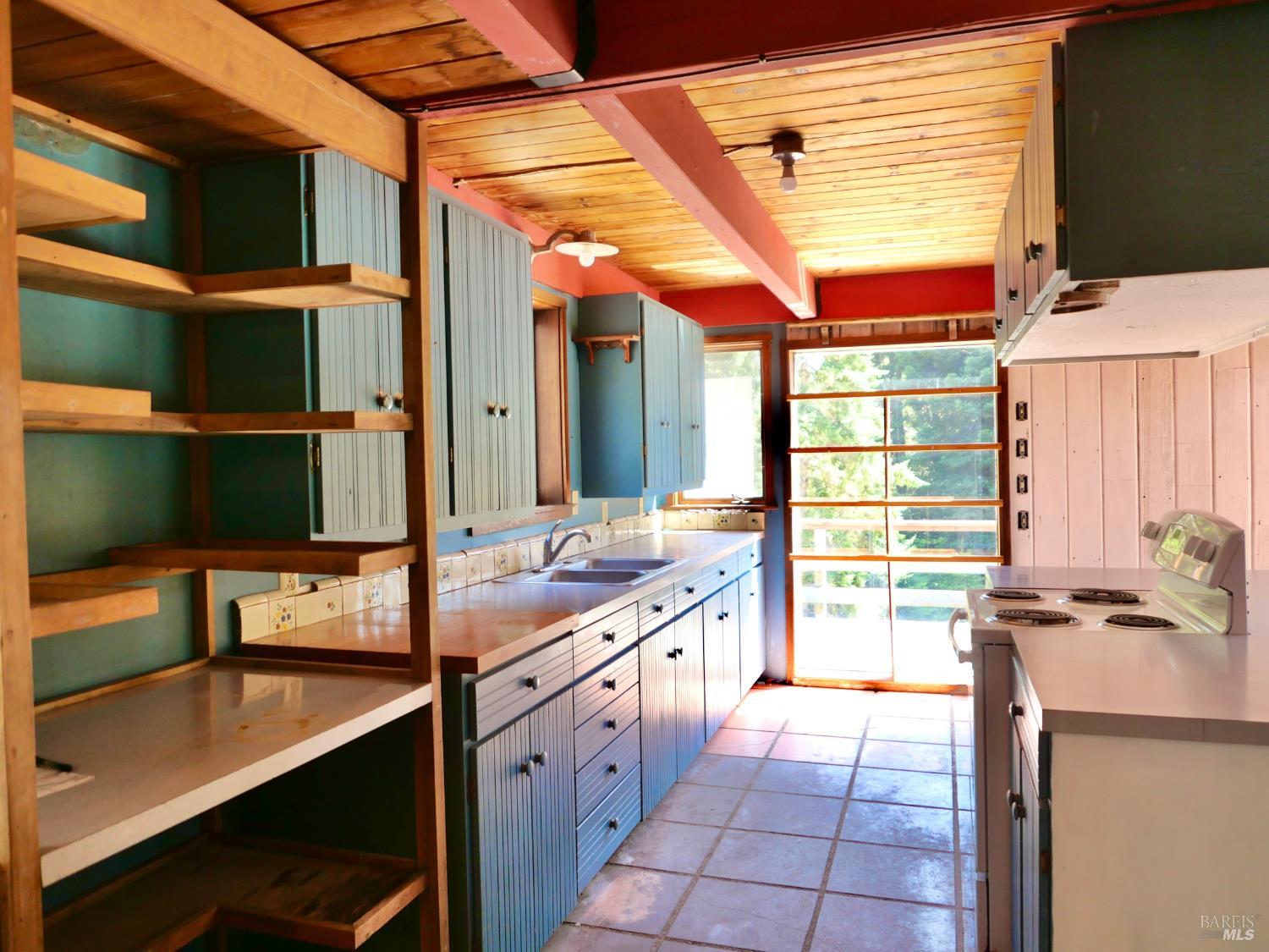 26361 Blueberry Hill Road Fort Bragg CA 95437