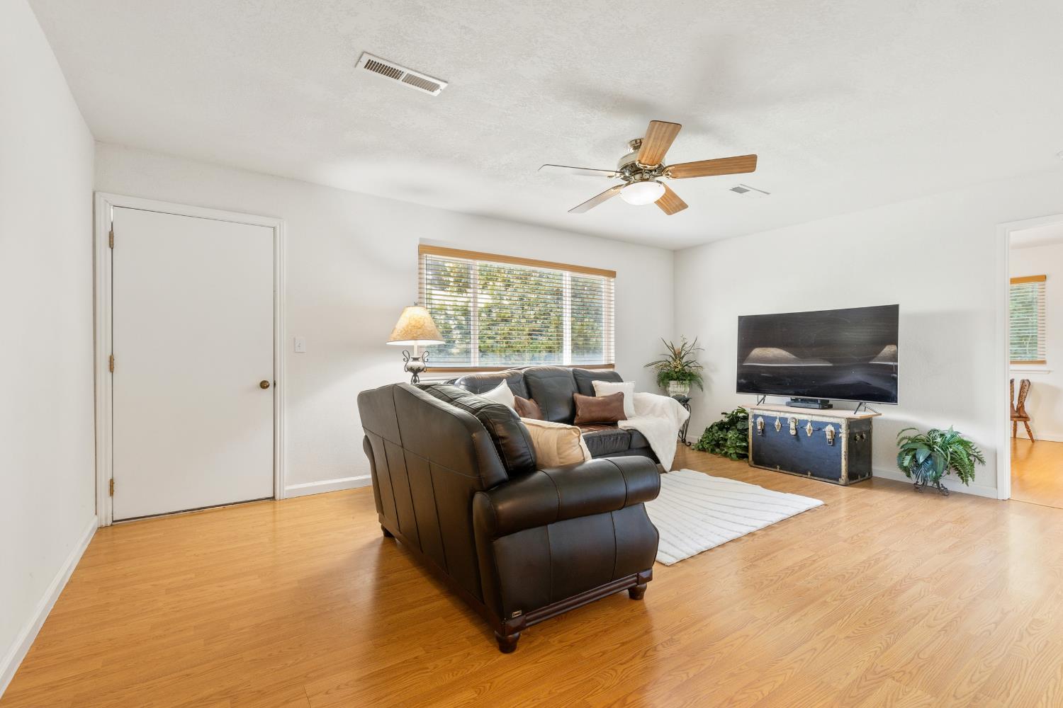 3536 Day Avenue Loomis CA 95650