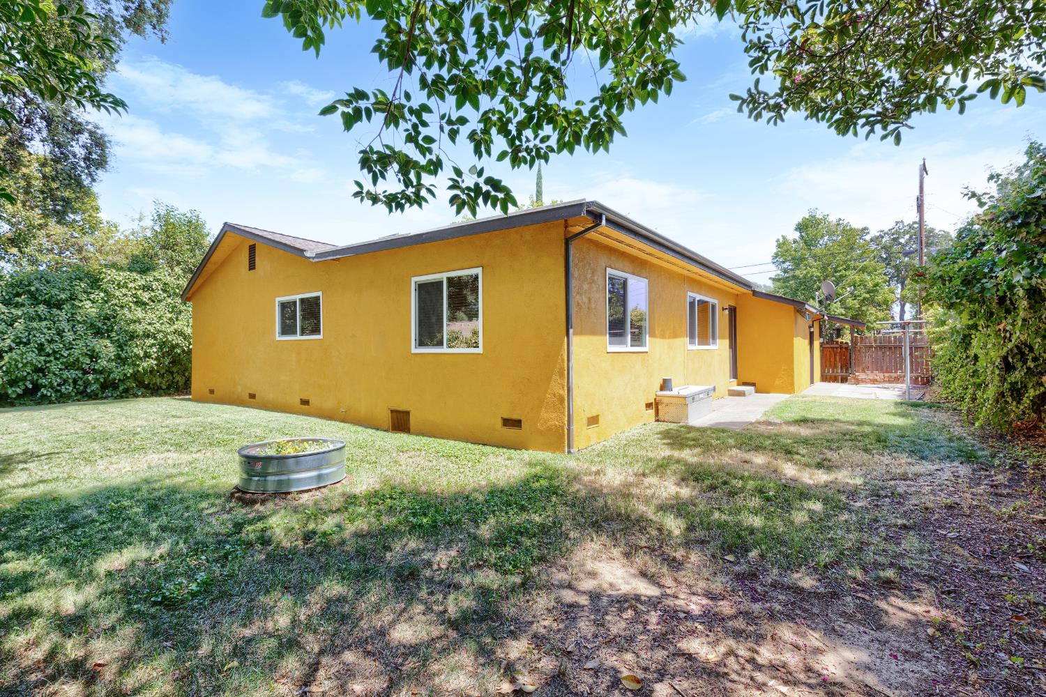 3536 Day Avenue Loomis CA 95650