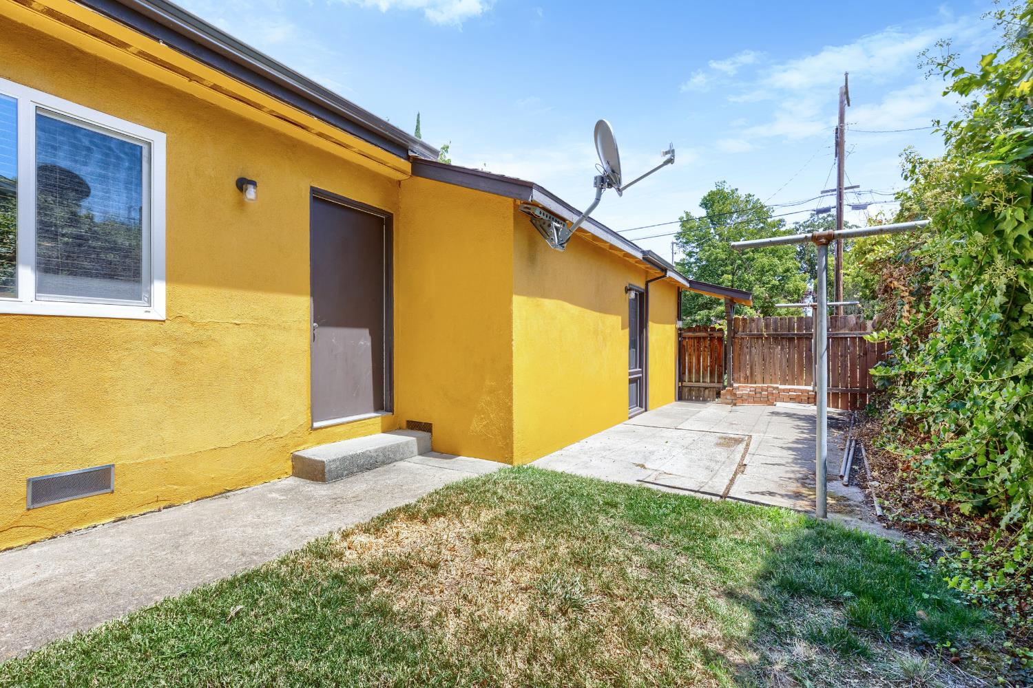 3536 Day Avenue Loomis CA 95650