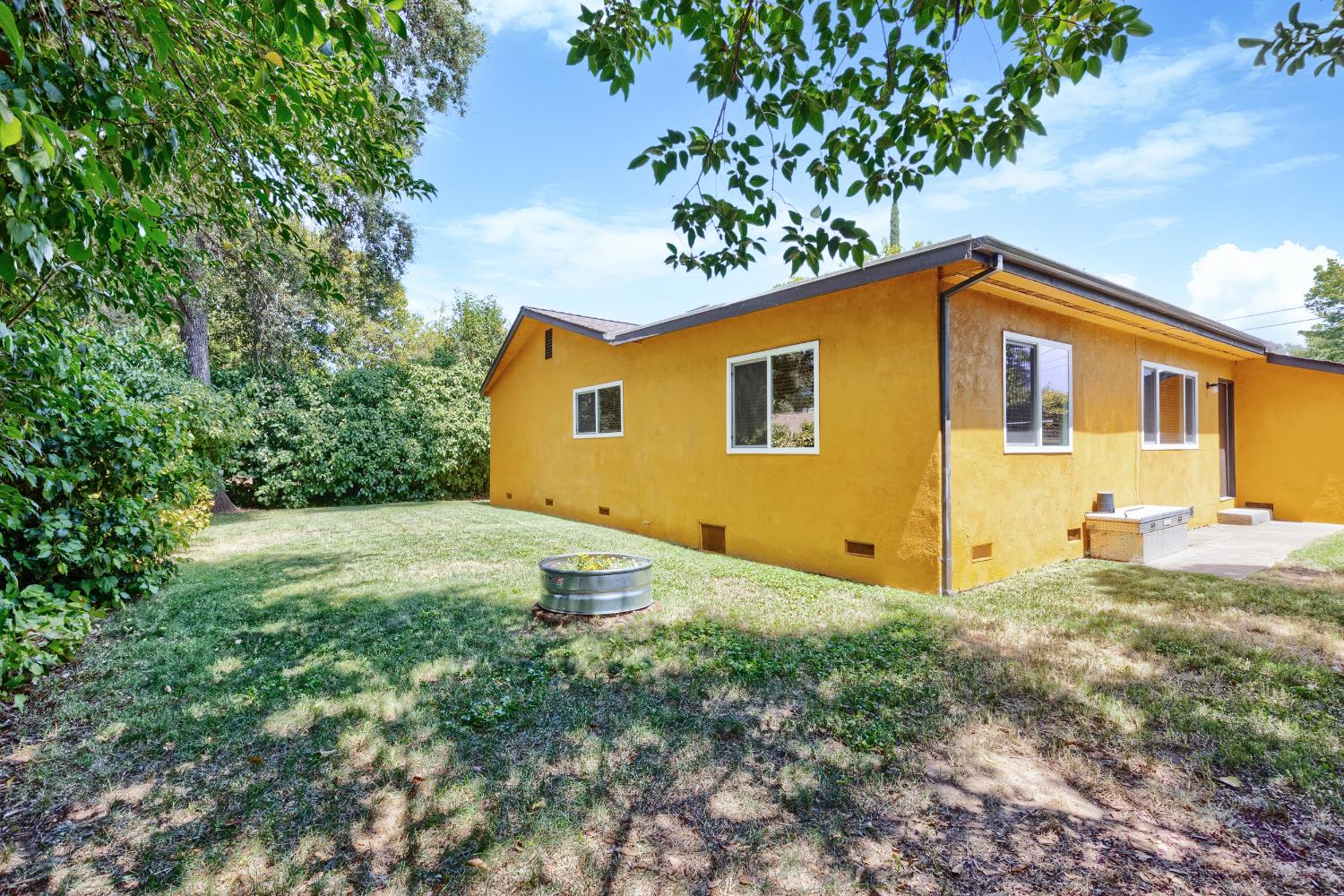 3536 Day Avenue Loomis CA 95650
