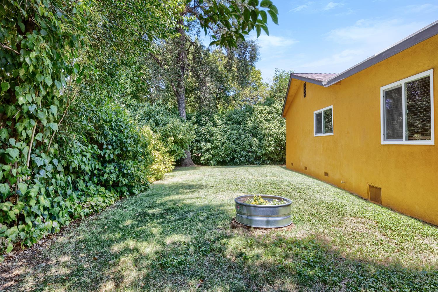 3536 Day Avenue Loomis CA 95650