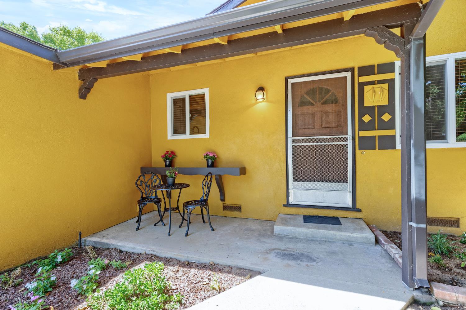 3536 Day Avenue Loomis CA 95650