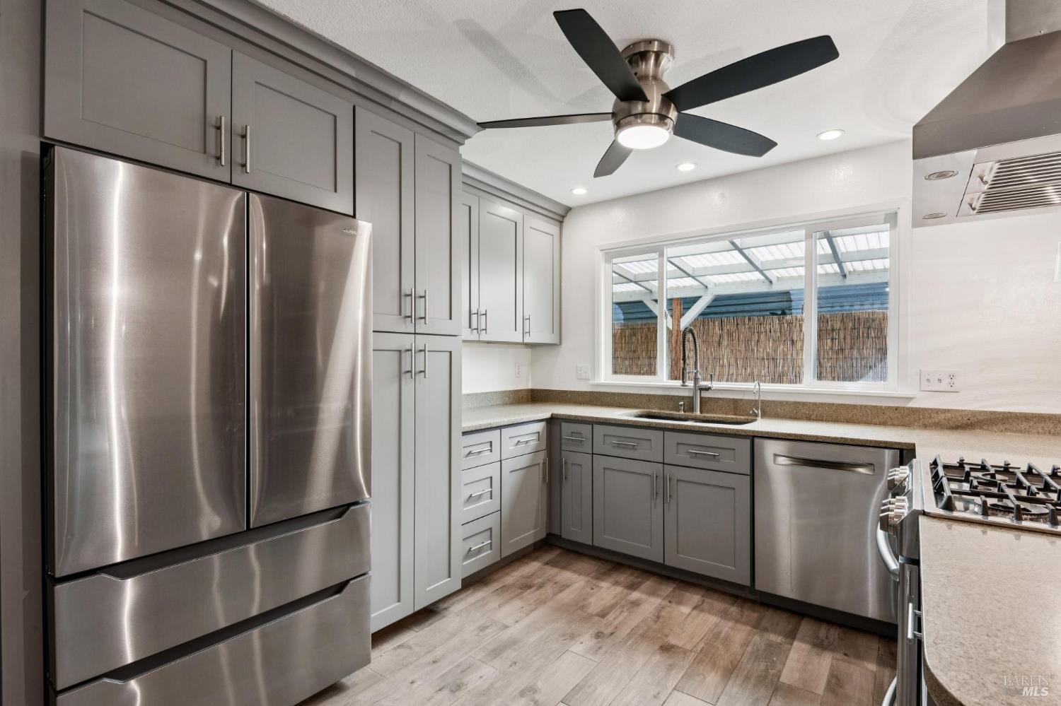 250 Monte Vista Avenue Healdsburg CA 95448