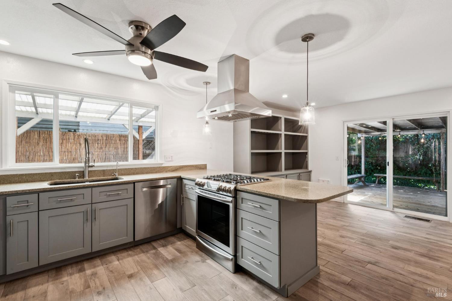 250 Monte Vista Avenue Healdsburg CA 95448