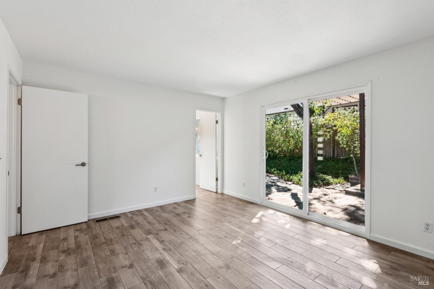 250 Monte Vista Avenue Healdsburg CA 95448