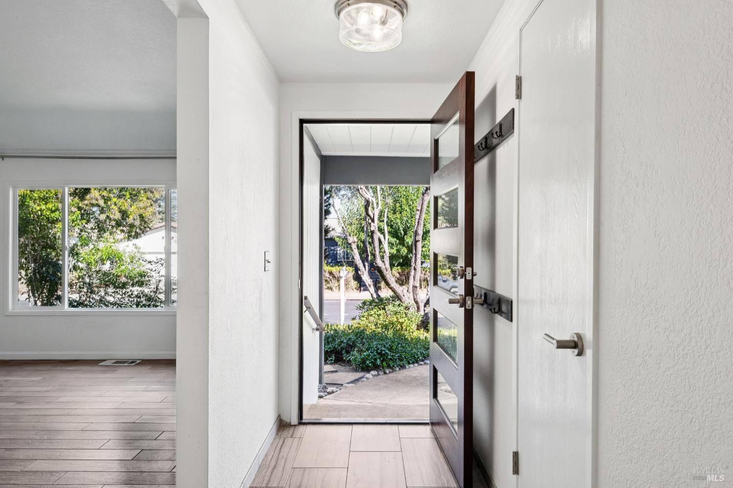 250 Monte Vista Avenue Healdsburg CA 95448
