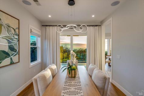 2116 Wedgewood Way Santa Rosa CA 95404