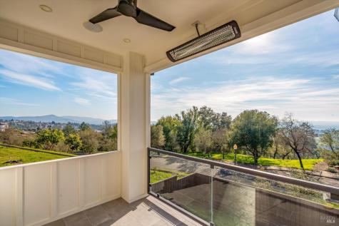 2116 Wedgewood Way Santa Rosa CA 95404