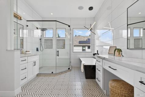 2116 Wedgewood Way Santa Rosa CA 95404