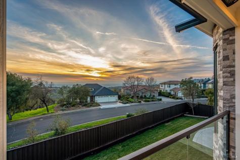 2116 Wedgewood Way Santa Rosa CA 95404