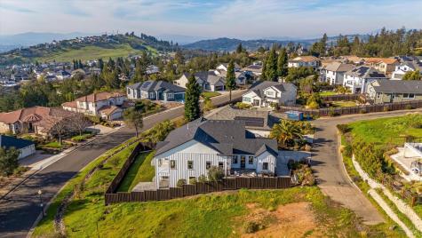 2116 Wedgewood Way Santa Rosa CA 95404