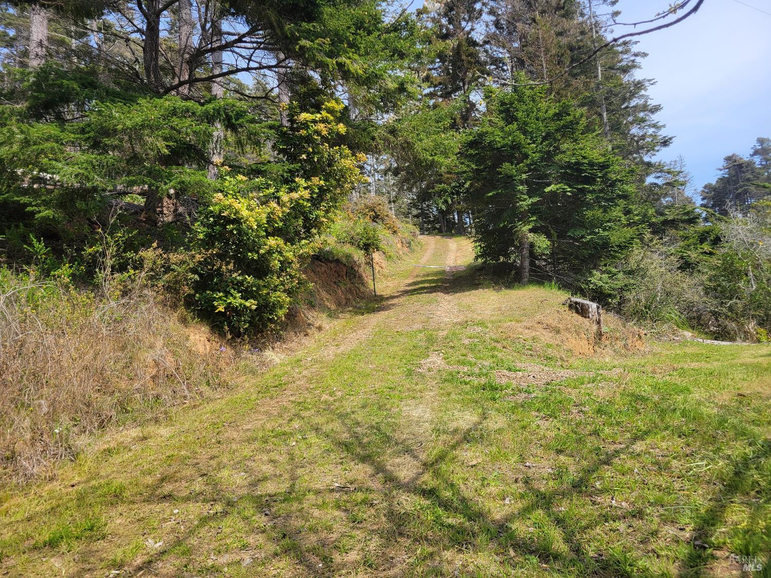 34601 S Highway 1 Gualala CA 95445