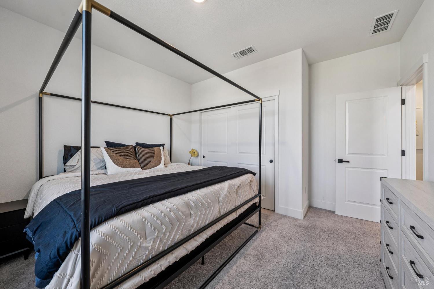 2915 Shaver Street Fairfield CA 94533