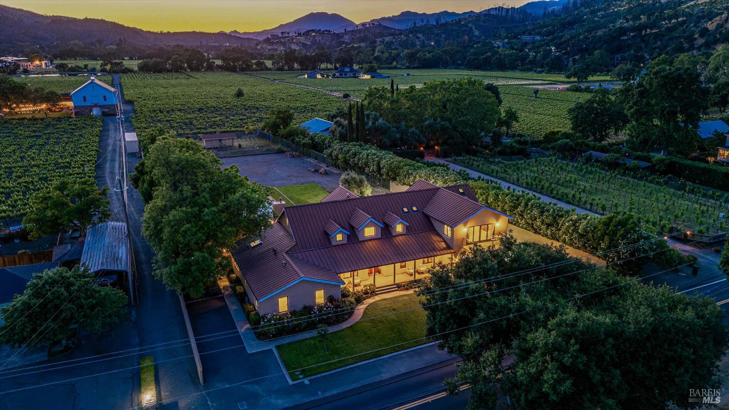 466 Pratt Avenue St. Helena CA 94574