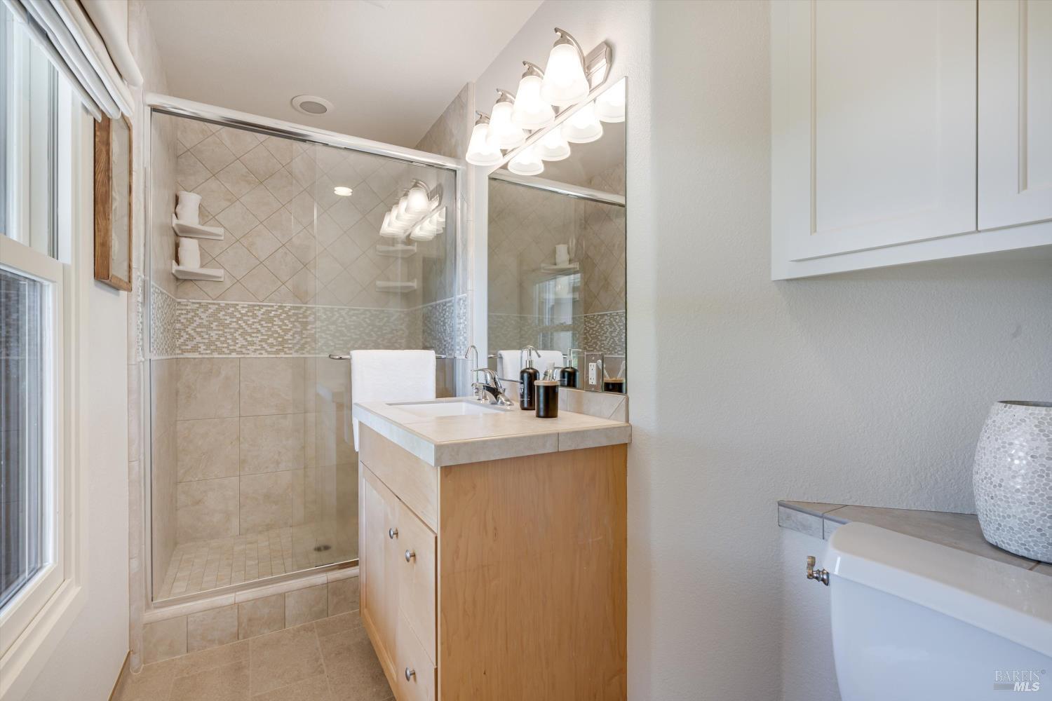 466 Pratt Avenue St. Helena CA 94574