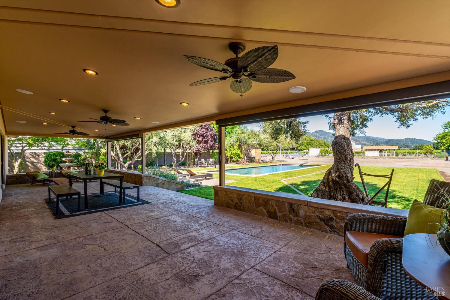 466 Pratt Avenue St. Helena CA 94574